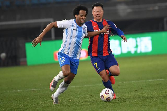 哈兰德对阵水晶宫4场6球 但首次未能带队获胜